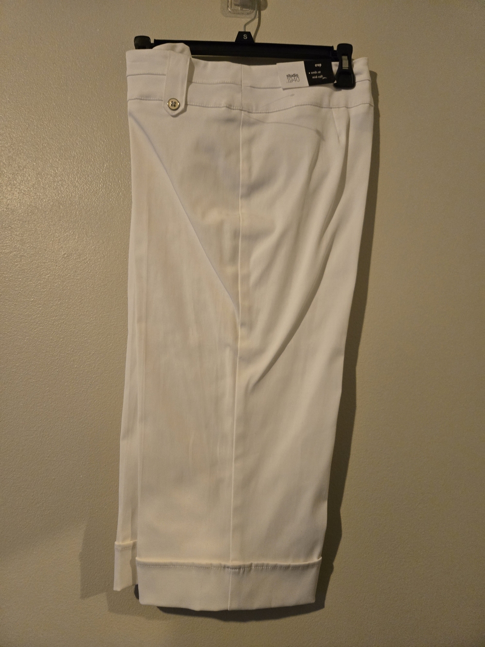 Studio 1940 White Capris with Cuffed Hem